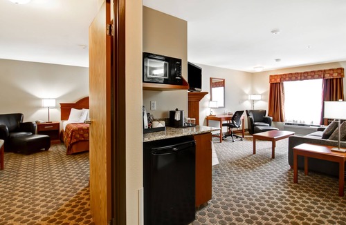 Rocky Mountain House Hotel | Canalta Hotel Rocky Mountain House