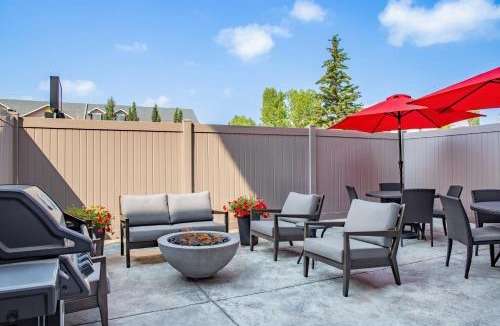 Cochrane Hotel | Canalta Hotel Cochrane