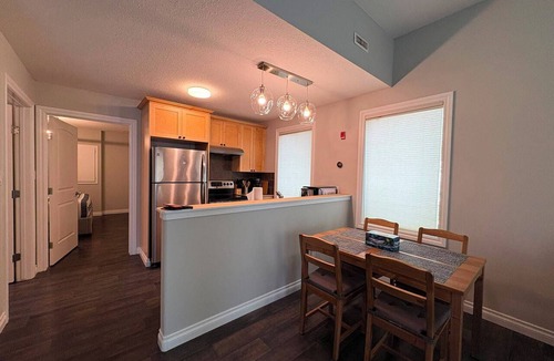 Drumheller Condo | Central | World's Largest Dino & Splash Park 🌟