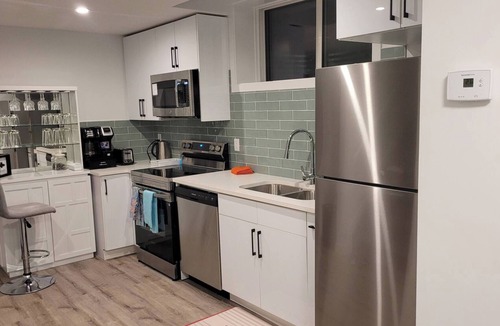 Division No. 11 Apartment | Charming 1-Bedroom Basement Suite in Spruce Grove, Alberta