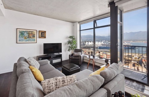 Gastown Apartment | Charming Apartment Gastown Downtown FIFA