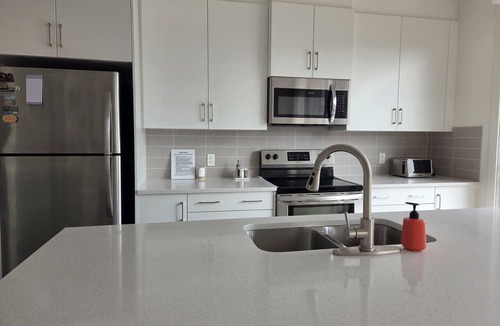 Calgary House | Clean & Stylish 3BR Home w/Bonus Room Near YYC, Shopping & Downtown
