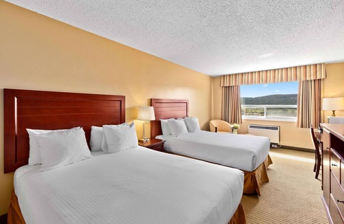 Williams Lake Hotel | Coast Fraser Inn