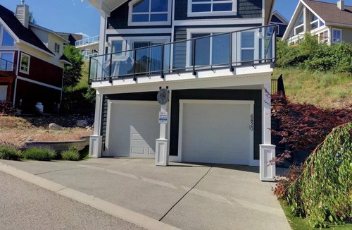 Central Okanagan House | Cottage Life - Lake Views - Entire Home at La Casa