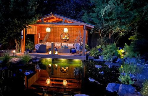 Saanich East House | Couple's Oasis at Horner Park