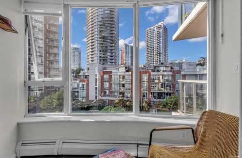 Central Apartment | Cozy 1B+2SB+1Bth fully loaded, Amenities on Point!