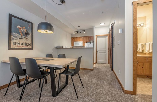 Silver Star Mountain Condo | Cozy 2 bedroom/1 bathroom condo right on the ski way! Pet friendly too