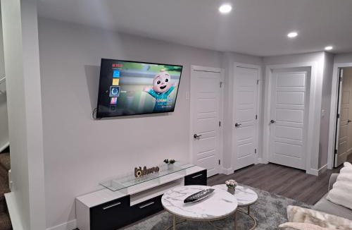 Northwest Calgary Apartment | Cozy 2 Bedroom Walkout Basement