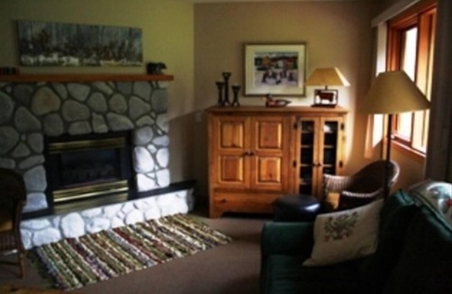 Sun Peaks Condo | Cozy 2 BR/2A Condo at 'The Peaks' - Close to Village and Lifts