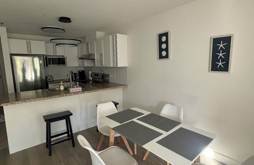 North End Apartment | Cozy and clean, spacious downtown apartment across from the beach.