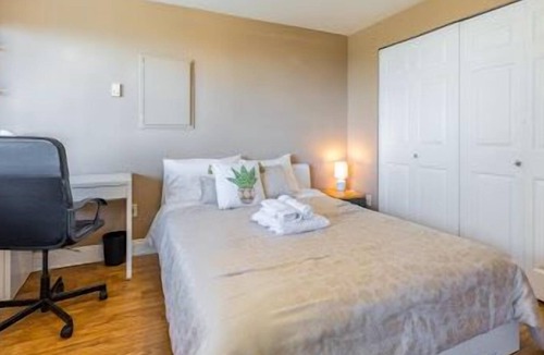 Canyon Heights House | Cozy ground level suit with private garden , amazing views and pet friendly!