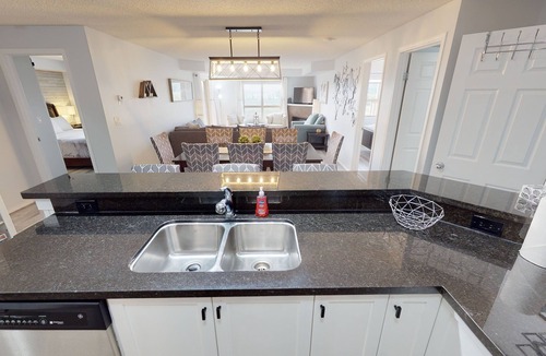 Invermere Condo | Cozy Lakeview Condo