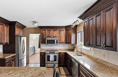 Williams Lake House | Cozy Rural Retreat | 3BR Home for Families & Friends