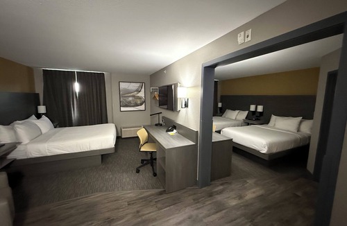 Stony Plain Hotel | Days Inn by Wyndham Stony Plain