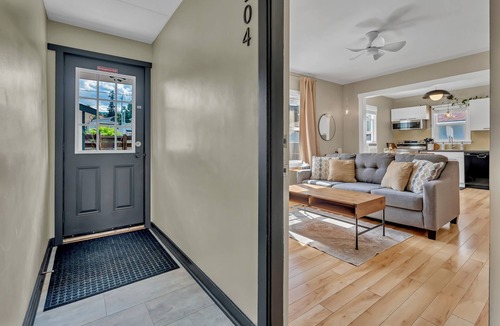 Okanagan-Similkameen Apartment | Desert Shores: 104 (Dog Friendly) Minutes to Lake