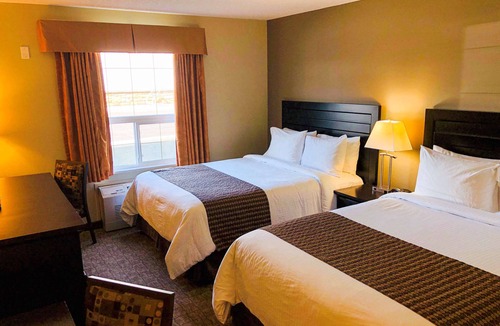 Okotoks Hotel | Econo Lodge