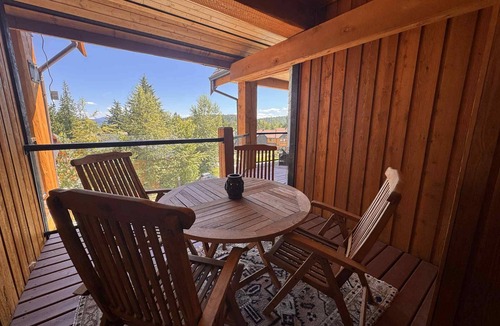 Rossland Condo | Elegant 2 Bedroom, 2 bath condo at the base of Red Mountain