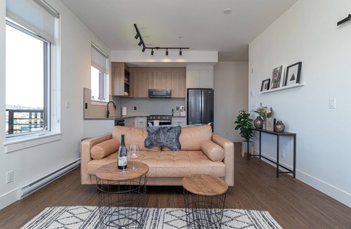 Downtown Victoria Condo | Elegant Retreat in the Heart Old Town Victoria
