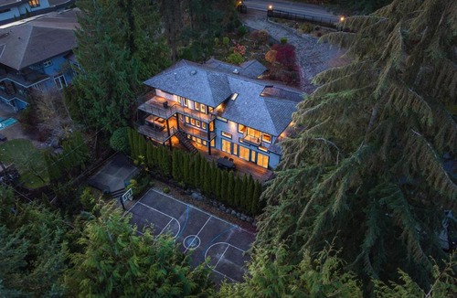 West Vancouver House | Elegant West Vancouver Estate with Ocean Views