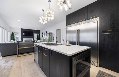 Northwest Edmonton House | Entire Home Sleeps 14 Hot Tub Pool Table BBQ