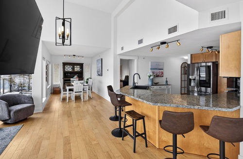 Westbank Condo | Experience West Kelowna’s heart! Minutes from Mission Hill & the Wine Trail. Whether you’re here for boating, golf, or a spa retreat, "Serenity Shore" is your perfect lakeside home base for exploring the best of the Okanagan.