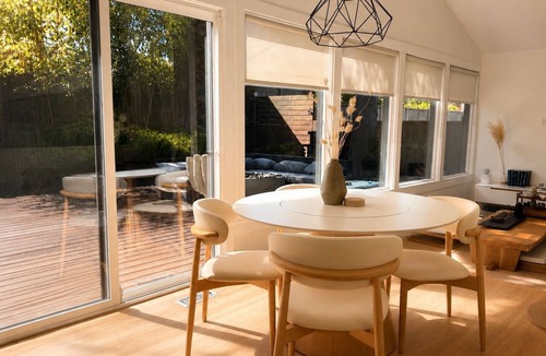 Metro Vancouver Regional District House | Family-Friendly 3BR Suite with Mount Baker & Bay Views