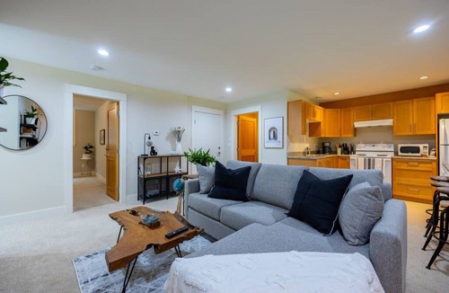 Canyon Heights House | Family-friendly Guest Suite w A/C & Playground