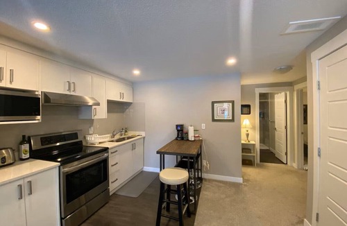 Northwest Calgary House | Family friendly, super clean & Cozy Walkout basement suite with all amentities