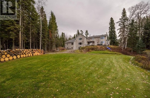 Prince George House | Fir Haven Guest House - Large Executive Home perfect for hosting groups.