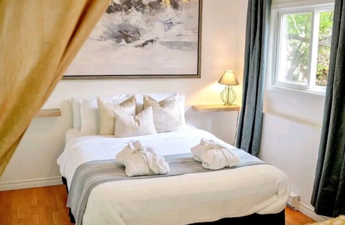 East Hill Apartment | Full Suite! Private and Secluded Deck/Yard! Central to Vernon! Pet Friendly!n