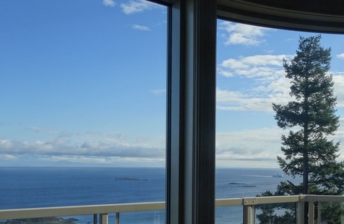 Regional District of Nanaimo Bed & Breakfast | Gibralter Rock Ocean View B&B