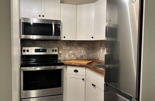 Clearwater Apartment | Gill Creek Suite