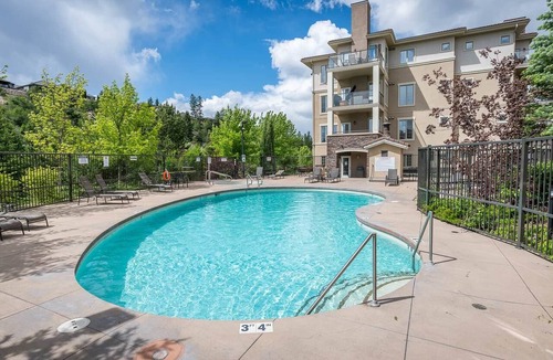 Quail Ridge Apartment | Golf Course Family Suite: Pool & Hot Tub - 1422