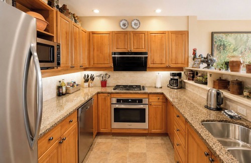 Whistler Village House | Golf Season Deal, Summer Early Bird, Mountain Chalet, Steps To Village