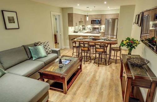 Upper Village Condo | Greystone Lodge 109 Ski-in/Out by Acer Vacations