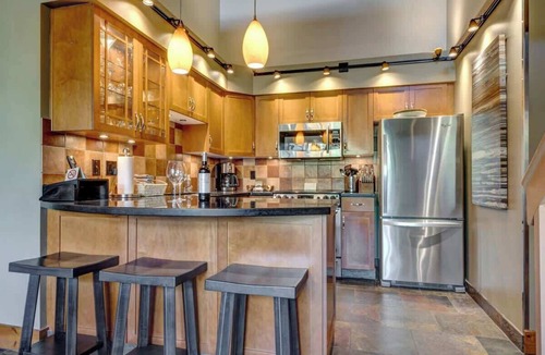 Upper Village Condo | Greystone Lodge 317 Ski-in/Out by Acer Vacations