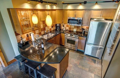 Upper Village Condo | Greystone Lodge 317 Ski-in/Out by Acer Vacations