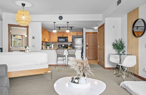 Cougar Creek Condo | InstantSuites-Romantic Mt. View Suite-Banff