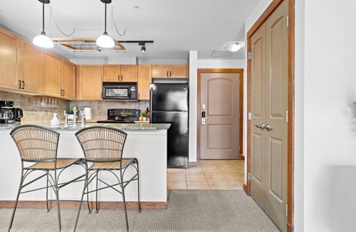 Cougar Creek Condo | InstantSuites-Romantic Mt. View Suite-Banff