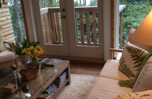 Woodfibre Cabin | Keats Island Cabin