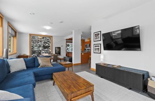 Sun Peaks Cabin | Kookaburra Lodge #203 By Bear Country