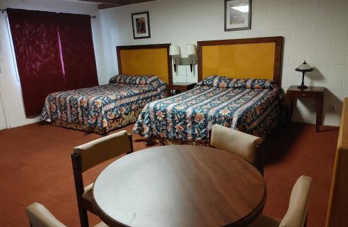 Cranbrook Hotel | Kootenay Country Inn