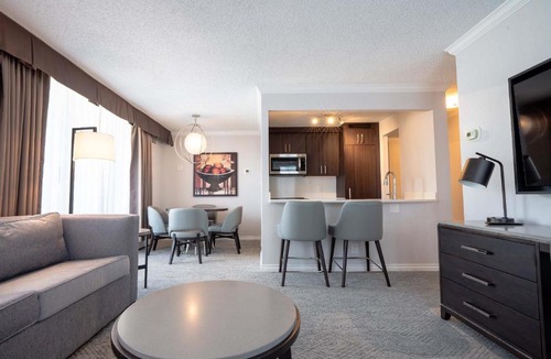 Downtown Vancouver Hotel | La Grande Residence at the Sutton Place Hotel