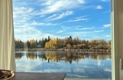 Central Alberta House | Lake Front Getaway- Incredible water views and Waterfront Hottub!