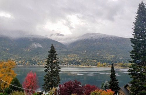 Central Kootenay House | Lake view boho inspired home with heated covered parking