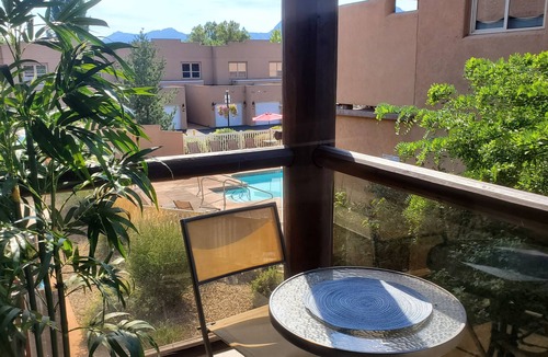 Osoyoos Condo | Lakeside 2BD Retreat at Casa Del Mila Oro Lake Osoyoos-Pool, Patio, Beach!