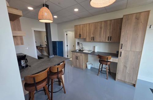Central Okanagan Apartment | Lakeview Main Floor Suite 104