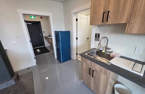 Central Okanagan Apartment | Lakeview Main Floor Suite 104