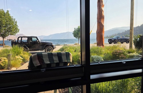 Central Okanagan Apartment | Lakeview Main Floor Suite 104
