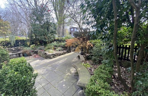 Hastings House | Large Renovated Character Home with 3 beds/2 baths